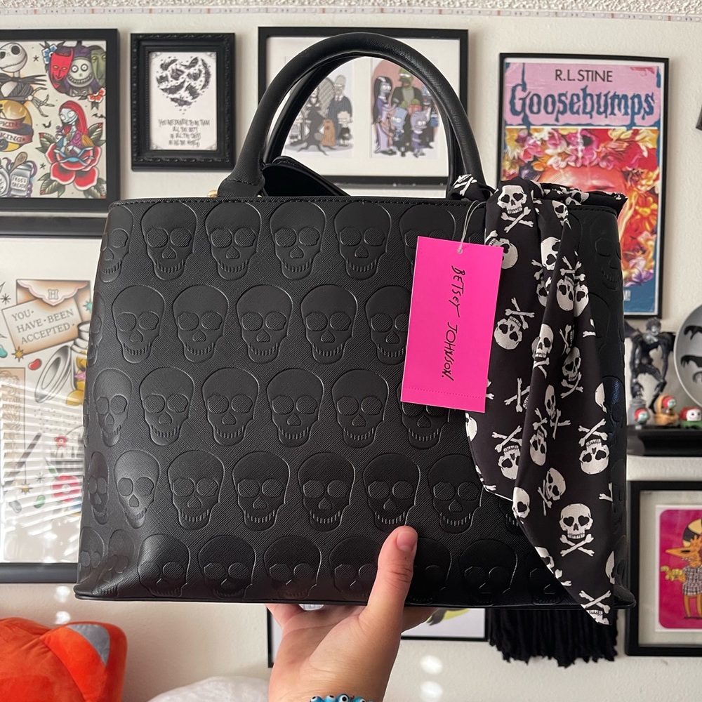 Betsey Johnson Black Skull Bag